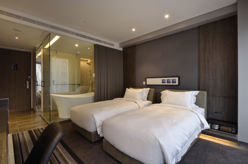 Starhaus Hotel Kaohsiung Exterior photo