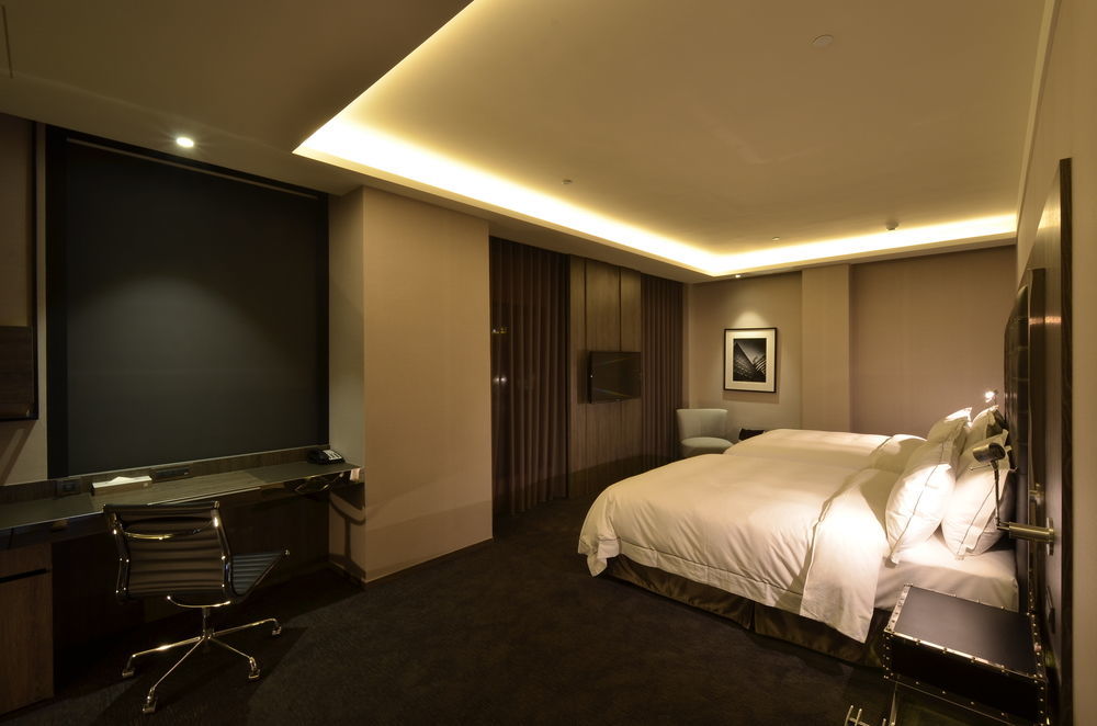 Starhaus Hotel Kaohsiung Exterior photo