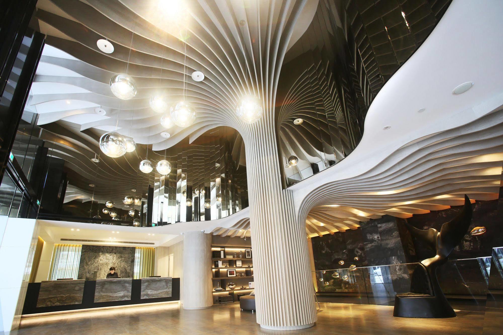 Starhaus Hotel Kaohsiung Exterior photo