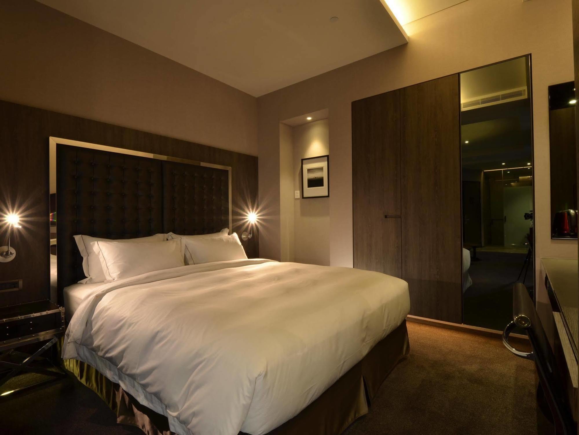 Starhaus Hotel Kaohsiung Exterior photo